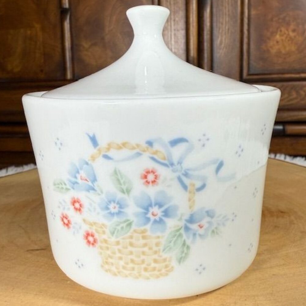 Vintage Corning Country Cornflower 10oz Creamer and Sugar Bowl with Lid - Picture 7 of 13